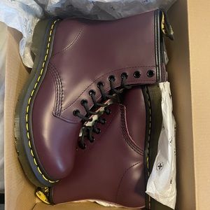 NWT Dr. Marten’s 1460 Purple Smooth Boots